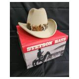 Stetson Beige Cowboy Hat with Feather Band - Size 7 1/2
