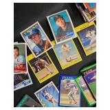 Topps Vintage Baseball Cards Collection - Assorted 1980s/1990s