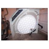 Corner Jacuzzi Tub 55"x 55"x 21" tall