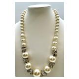 Pearl Necklaces & Bracelet Set