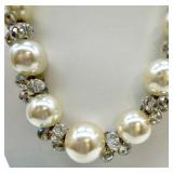 Pearl Necklaces & Bracelet Set
