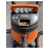 RIDGID 6.5 Peak HP 16-Gallon Wet & Dry Vacuum With Attachments
