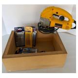 DeWalt DW317 Jig Saw 120V 5.5A Orbital 1 in Stroke 0-3100 SPM with Blades