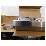 Vissani Sarela 30 in. W x 7 in. H 500CFM Convertible Under Cabinet Range Hood in Stainless Steel with LED Lights and Filter