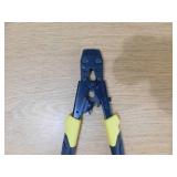 Apollo 3/8 in., 1/2 in. and 3/4 in. PEX-B Quick-Cinch Clamp Tool