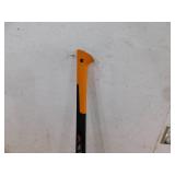 Fiskars X25 6.3 lb. Splitting Axe with 28 in. Shock-absorbing Handle
