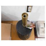 Liv & Skye Black 17 in. Round Marble Modern Accent Table with Fluted Base