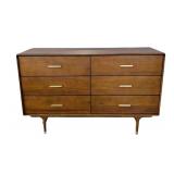 MB - Scandinavian Design Hendrick Dresser