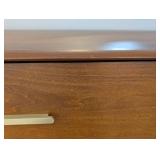 MB - Scandinavian Design Hendrick Dresser