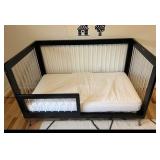 LL - Delta Children 4-in-1 Convertible Crib - Black