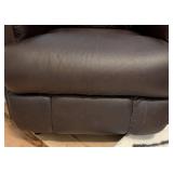UL - Layzboy Brown Leather Recliner