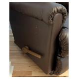 UL - Layzboy Brown Leather Recliner