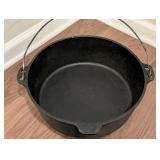 LL - Overmont Cast Iron Dutch Oven - Camping