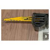 LL - DeWalt DWE304 1-1/8-in Stroke Reciprocating Saw