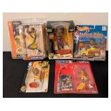 LL - Kobe Bryant Lakers Figures (Lot of 5)