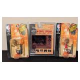 LL - Michael Jordan Highlight Reel Card & Bulls Figurines (Court Collection) - Mattel