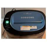 UL - Royal 1216 12-Sheet Crosscut Shredder