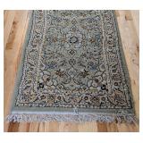 UL - Wool Runner Rug - 16 ft 7 in x 31 in - Light Wear