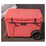 G - YETI Tundra Cooler 27 x 18 x 19 in Coral