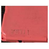 G - YETI Tundra Cooler 27 x 18 x 19 in Coral