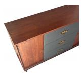 LR - Vintage Sideboard Cabinet