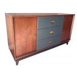 LR - Vintage Sideboard Cabinet