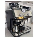 K - DeLonghi La Specialista Espresso Machine Model: EC9155MB