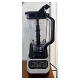 K - Ninja Professional 1000W Blender Model: BL610