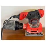 BR1 - Black & Decker Type 1 1/4-Sheet Finishing Sander Model: FS600G