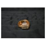 Mans ring 14karat with diamond...