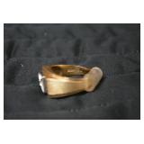 Mans ring 14karat with diamond...