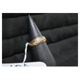 Mans ring 14karat with diamond...