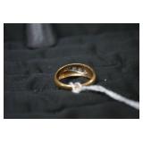 Mans ring 14karat with diamond...