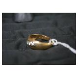 Mans ring 14karat with diamond...