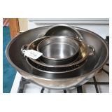 Metal bowls and stainer...