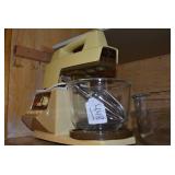 Oster Kitchen center mixer, large b...