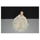 Royal Doulton porcelain lady, hairl...