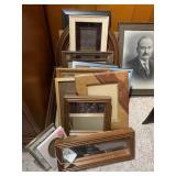 Various pictures and frames...