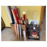 Dollhouse wallpaper and wallpaper b...