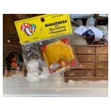 Miniature people, furniture; basket...