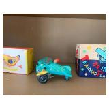 Metal jumping chicken made in the U...