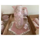Vintage pink depression with hand p...