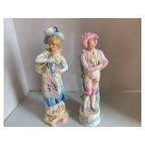 2 pcs - porcelain gentleman and lad...
