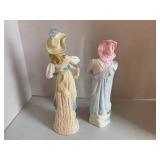 2 pcs - porcelain gentleman and lad...