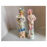 2 pcs - porcelain gentleman and lad...