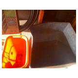 All in corner - edging, metal conta...