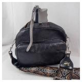 Honeywell Elmo Zoom 82 8mm Movie Camera with Leather Case & Filter Box (Untested)