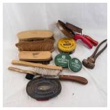 Used Horse Grooming Tools