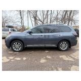 2013 NISSAN PATHFINDER S *2 Owner | 4x4 | 3rd Row Seating* (NO RESERVE)