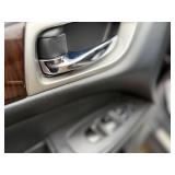 2013 NISSAN PATHFINDER S *2 Owner | 4x4 | 3rd Row Seating* (NO RESERVE)